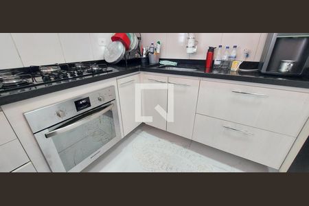 Apartamento para alugar com 160m², 3 quartos e 2 vagasCozinha