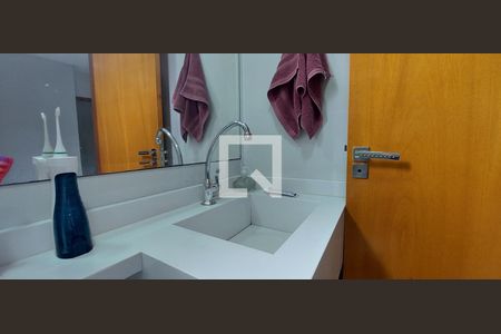 Apartamento para alugar com 160m², 3 quartos e 2 vagasBanheiro Quarto 1 suíte