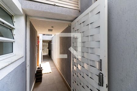 Casa à venda com 300m², 3 quartos e 2 vagasCorredor Lateral