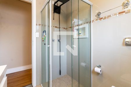 Casa à venda com 300m², 3 quartos e 2 vagasBanheiro Social 