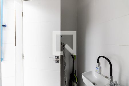 Casa à venda com 300m², 3 quartos e 2 vagasBanheiro Externo