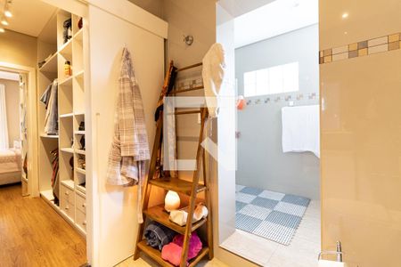 Casa à venda com 300m², 3 quartos e 2 vagasBanheiro da Suíte