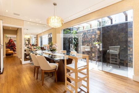 Casa à venda com 300m², 3 quartos e 2 vagasCozinha