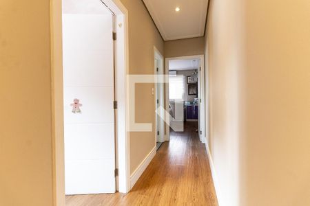 Casa à venda com 300m², 3 quartos e 2 vagasCorredor