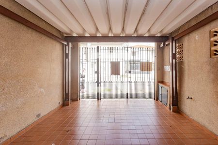 Casa à venda com 120m², 2 quartos e 1 vaga Casa à venda com 120m², 2 quartos e 1 vagaGaragem