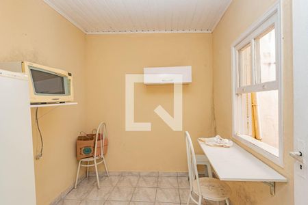 Casa à venda com 120m², 2 quartos e 1 vaga Casa à venda com 120m², 2 quartos e 1 vagaQuarto de Serviço