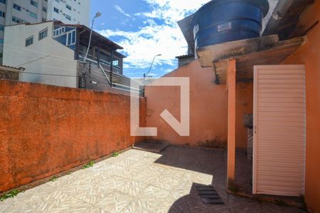 Casa para alugar com 55m², 1 quarto e sem vagaÁrea de Serviço