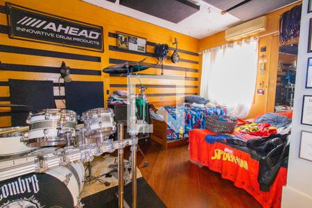 Casa para alugar com 500m², 4 quartos e 3 vagas Casa para alugar com 500m², 4 quartos e 3 vagasEstúdio - Casa 2