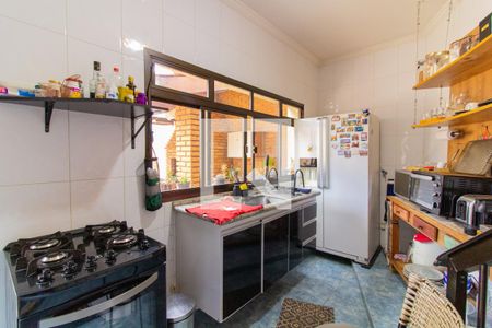 Casa para alugar com 500m², 4 quartos e 3 vagas Casa para alugar com 500m², 4 quartos e 3 vagasCozinha - Casa 2