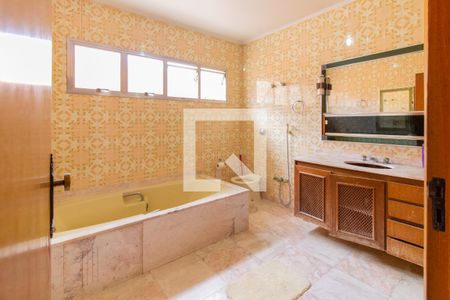 Casa para alugar com 500m², 4 quartos e 3 vagas Casa para alugar com 500m², 4 quartos e 3 vagasBanheiro