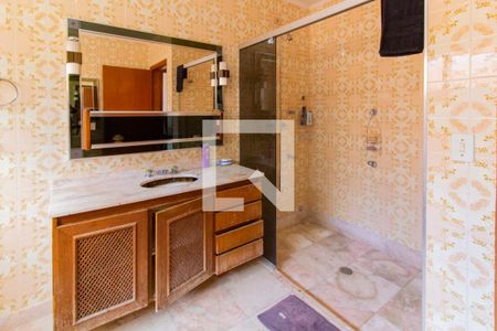 Casa para alugar com 500m², 4 quartos e 3 vagas Casa para alugar com 500m², 4 quartos e 3 vagasBanheiro