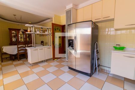 Casa para alugar com 500m², 4 quartos e 3 vagas Casa para alugar com 500m², 4 quartos e 3 vagasCozinha