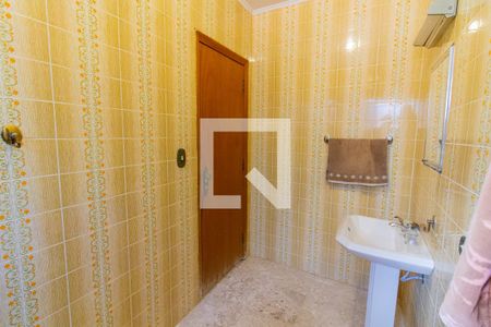 Casa para alugar com 500m², 4 quartos e 3 vagas Casa para alugar com 500m², 4 quartos e 3 vagasBanheiro da Suíte