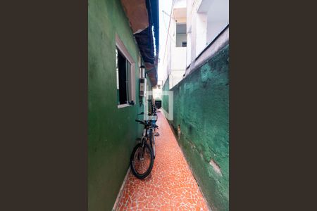 Casa à venda com 160m², 2 quartos e 1 vagaCorredor Lateral