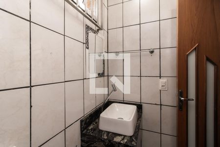 Casa para alugar com 182m², 2 quartos e 1 vaga Casa para alugar com 182m², 2 quartos e 1 vagaBanheiro de serviço