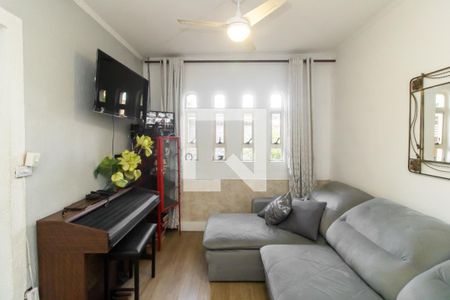 Sala de casa para alugar com 2 quartos, 182m² em Cangaiba, São Paulo