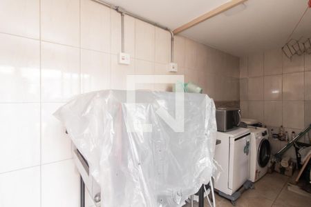 Casa para alugar com 182m², 2 quartos e 1 vaga Casa para alugar com 182m², 2 quartos e 1 vagaÁrea de Serviço