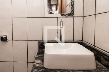 Casa para alugar com 182m², 2 quartos e 1 vaga Casa para alugar com 182m², 2 quartos e 1 vagaBanheiro de serviço