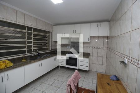 Casa à venda com 220m², 2 quartos e 2 vagasCozinha