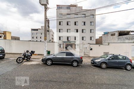 Apartamento para alugar com 51m², 3 quartos e 1 vaga Apartamento para alugar com 51m², 3 quartos e 1 vagaFachada