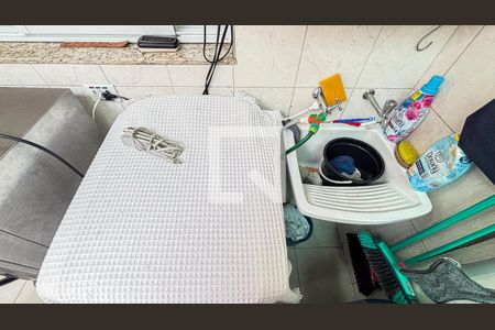 Área de Serviço de casa para alugar com 3 quartos, 127m² em Vila Scarpelli, Santo André