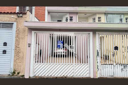 Fachada de casa para alugar com 3 quartos, 127m² em Vila Scarpelli, Santo André