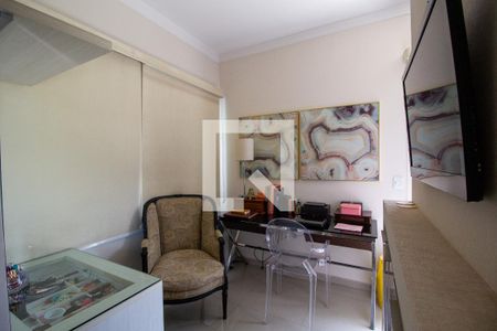 Casa de condomínio para alugar com 340m², 4 quartos e 6 vagasSuíte