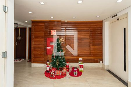 Apartamento para alugar com 70m², 3 quartos e 2 vagas Apartamento para alugar com 70m², 3 quartos e 2 vagasHall social