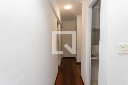 Corredor  de apartamento para alugar com 3 quartos, 70m² em Vila Conceicao, Diadema