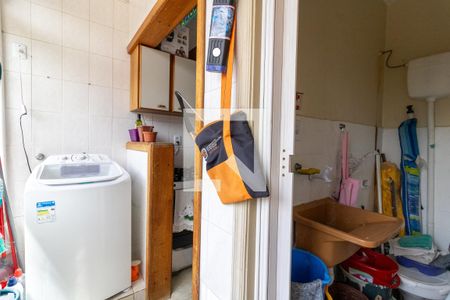 Apartamento à venda com 74m², 2 quartos e sem vaga Apartamento à venda com 74m², 2 quartos e sem vagaLavanderia