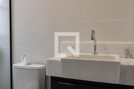 Apartamento para alugar com 64m², 2 quartos e 2 vagas Apartamento para alugar com 64m², 2 quartos e 2 vagasBanheiro da Suíte 2