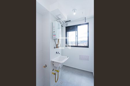 Apartamento para alugar com 38m², 2 quartos e 1 vaga Apartamento para alugar com 38m², 2 quartos e 1 vagaCozinha e Área de Serviço