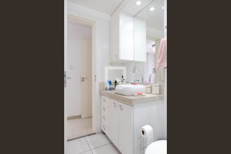 Apartamento à venda com 83m², 3 quartos e 2 vagasBanheiro