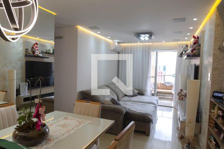 Sala de apartamento à venda com 3 quartos, 83m² em Jardim Zaira, Guarulhos