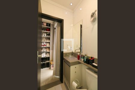 Apartamento à venda com 110m², 2 quartos e 2 vagasBanheiro da Suíte