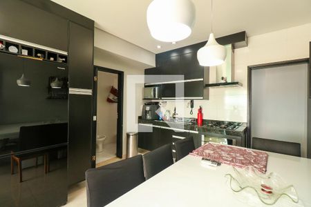 Apartamento à venda com 110m², 2 quartos e 2 vagasCozinha