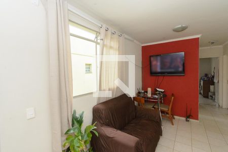 Sala de apartamento à venda com 3 quartos, 71m² em Califórnia, Belo Horizonte