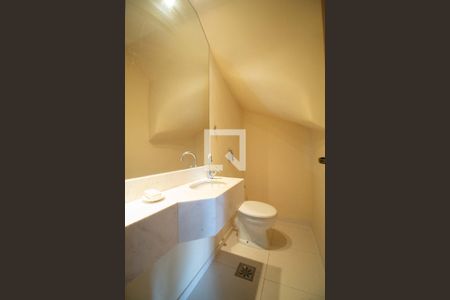 Casa à venda com 350m², 4 quartos e 2 vagasLavabo