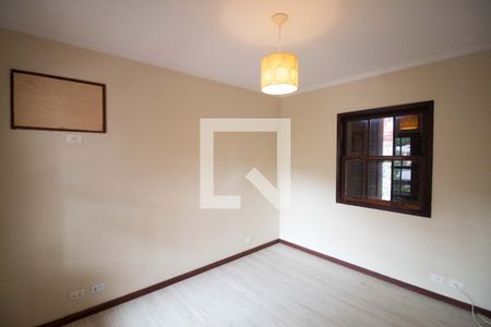 Casa à venda com 350m², 4 quartos e 2 vagasSuíte