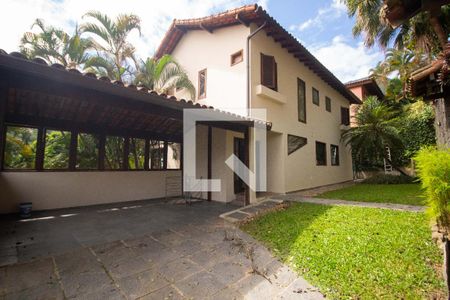 Casa à venda com 350m², 4 quartos e 2 vagasQuintal