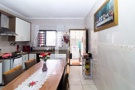 Casa à venda com 125m², 2 quartos e 2 vagasCozinha