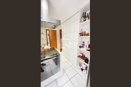 Apartamento à venda com 150m², 4 quartos e 2 vagasCozinha