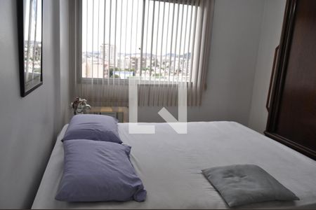 Apartamento à venda com 76m², 2 quartos e 1 vagaQuarto 2