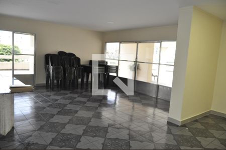 Apartamento à venda com 76m², 2 quartos e 1 vagaÁrea comum
