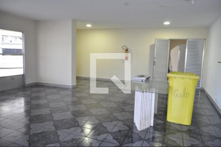 Apartamento à venda com 76m², 2 quartos e 1 vagaÁrea comum