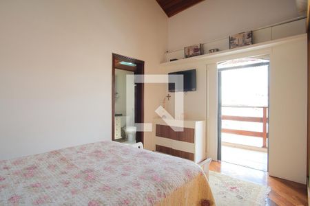 Casa à venda com 290m², 5 quartos e 4 vagasSuíte