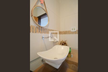 Casa à venda com 290m², 5 quartos e 4 vagasLavabo