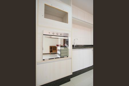 Casa à venda com 290m², 5 quartos e 4 vagasEdícula Cozinha