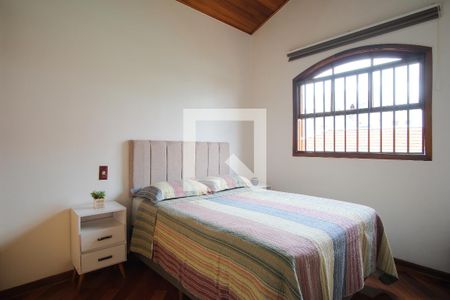 Casa à venda com 290m², 5 quartos e 4 vagasQuarto 1