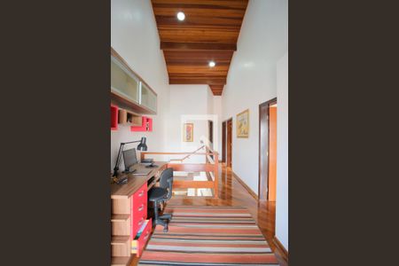 Casa à venda com 290m², 5 quartos e 4 vagasHall dos Quartos